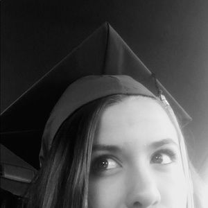 Meet your Posher, Erica